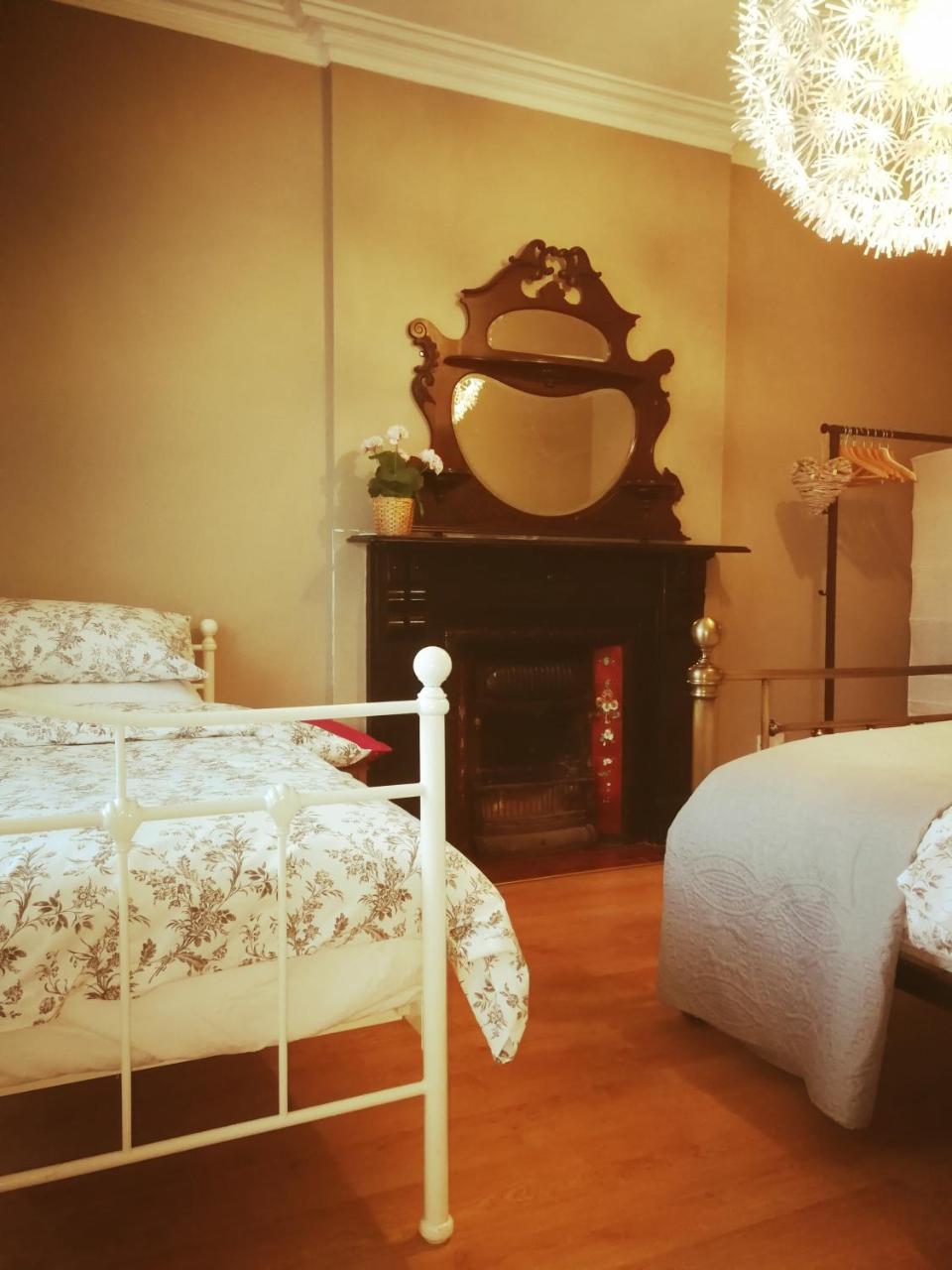 דאנדלק The Village Rooms מראה חיצוני תמונה